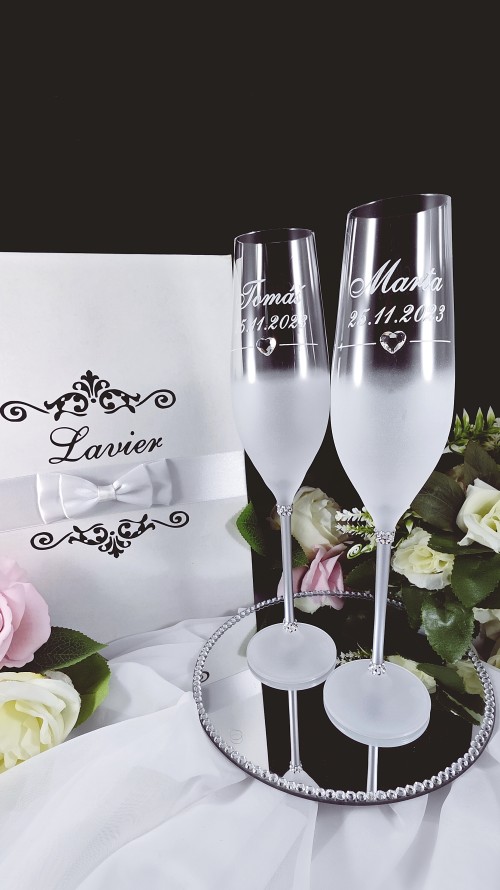Luxusné svadobné poháre na šampanské so striebornou stopkou -img